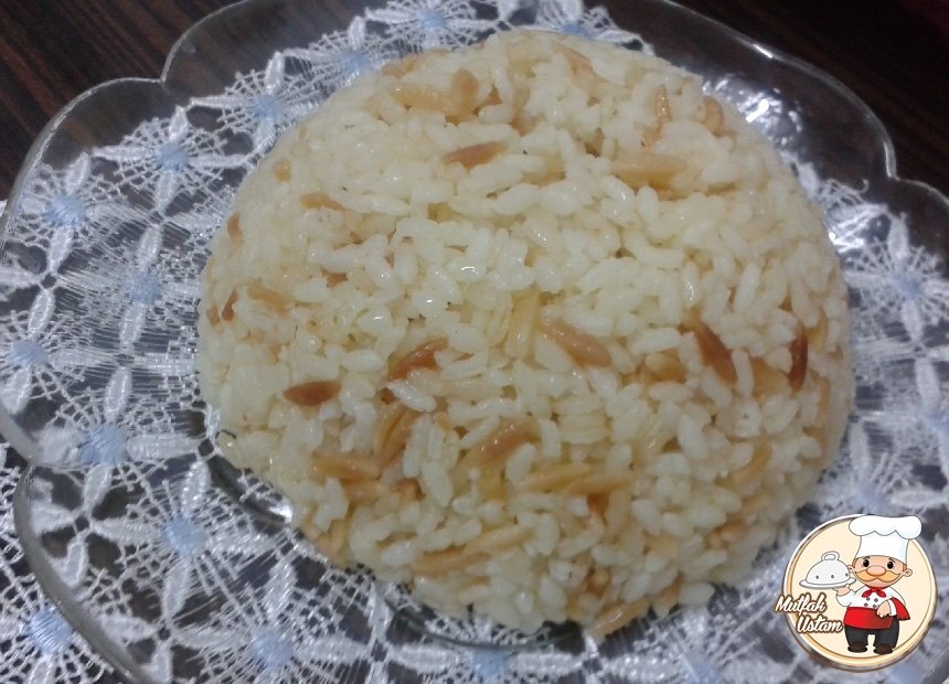 Zeytintağlı Pirinç Pilavı