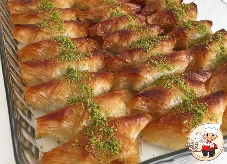 Fıstıklı Şöbiyet Tatlısı