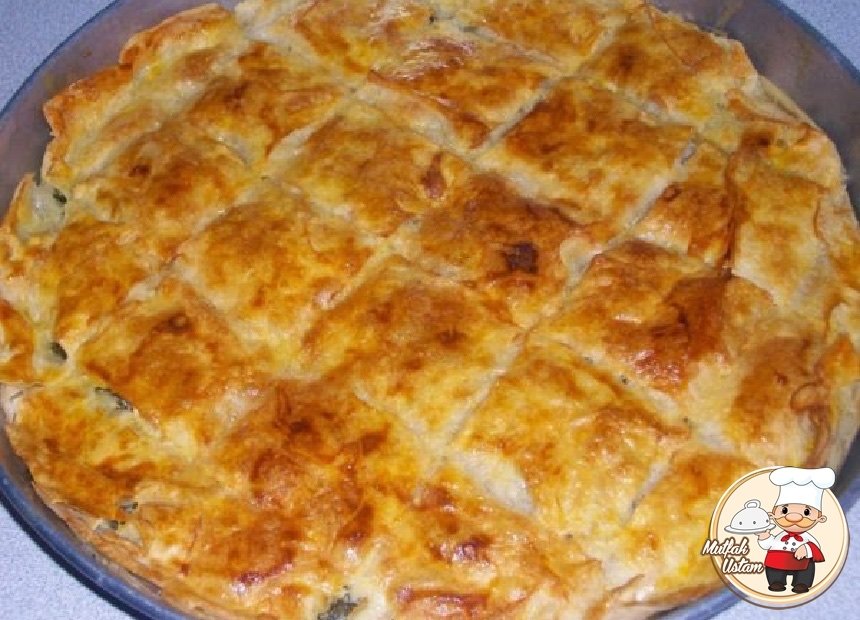 Hazır Yufkadan Pratik Patatesli Börek Tarifi