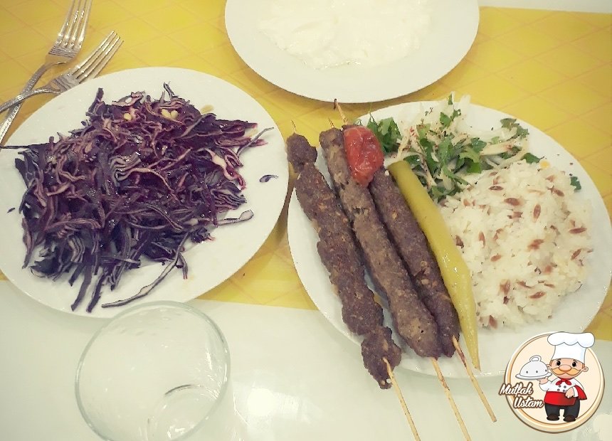 Acılı Adana Kebap