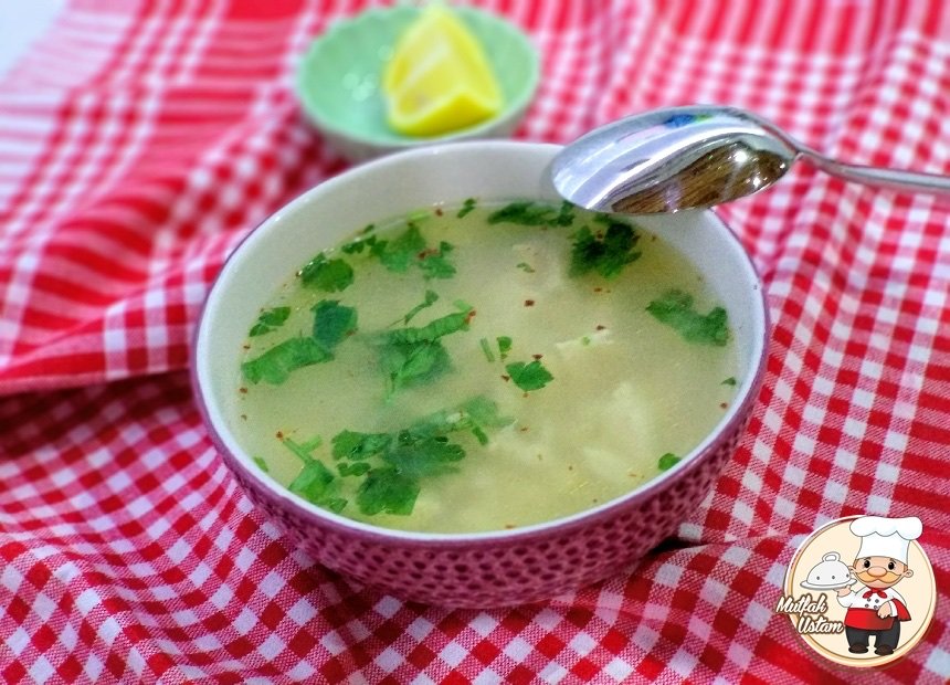 Şehriyeli Tavuk Çorbası
