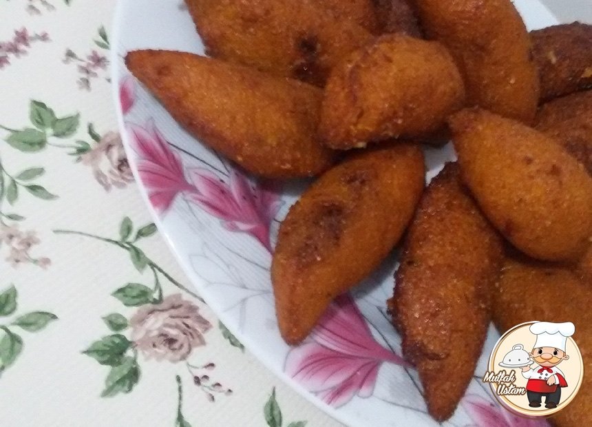 İçli Köfte (En Kolayından Suda Ve Yağda)