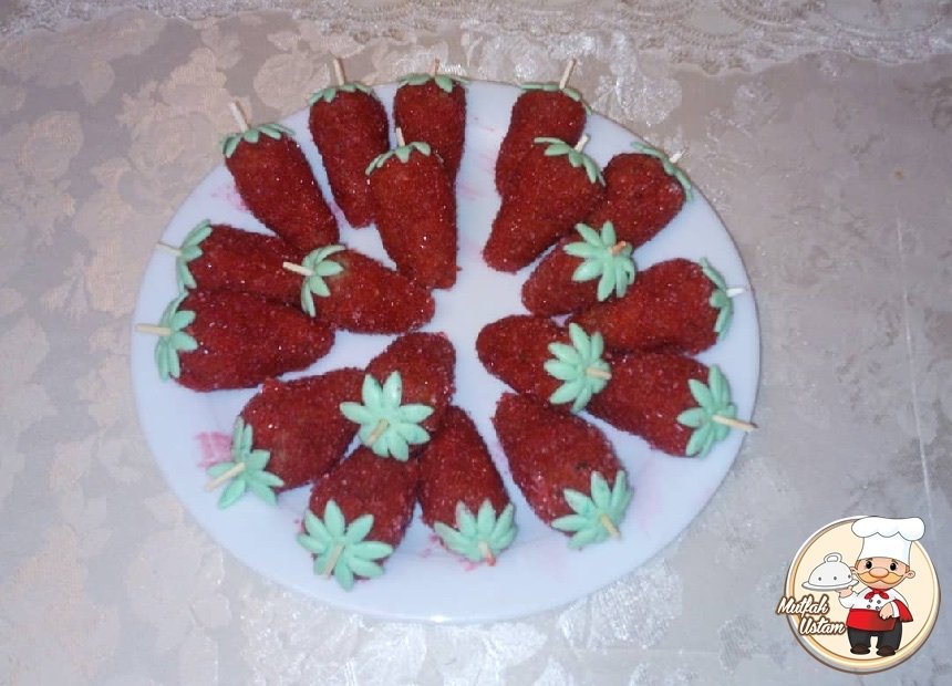 Çilek Tatlı