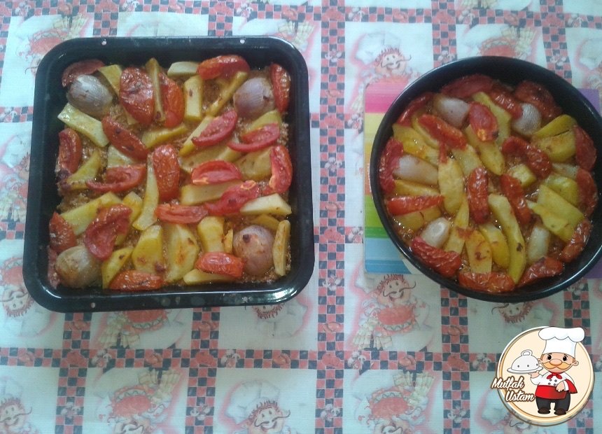 Tepsi Kebabı