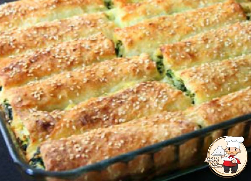 Ispanaklı Peynirli Rulo Börek