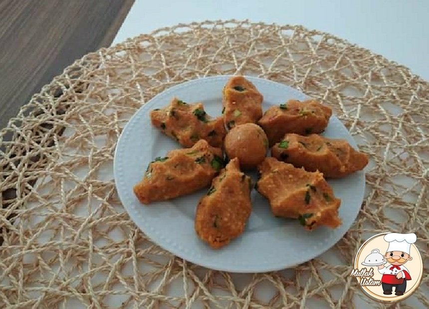 Mercimek Köftesi