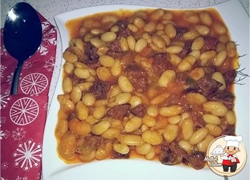 Sucuklu Kuru Fasulye
