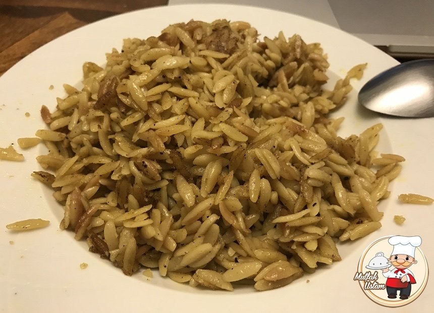 Körili Arpa Şehriye Pilavı