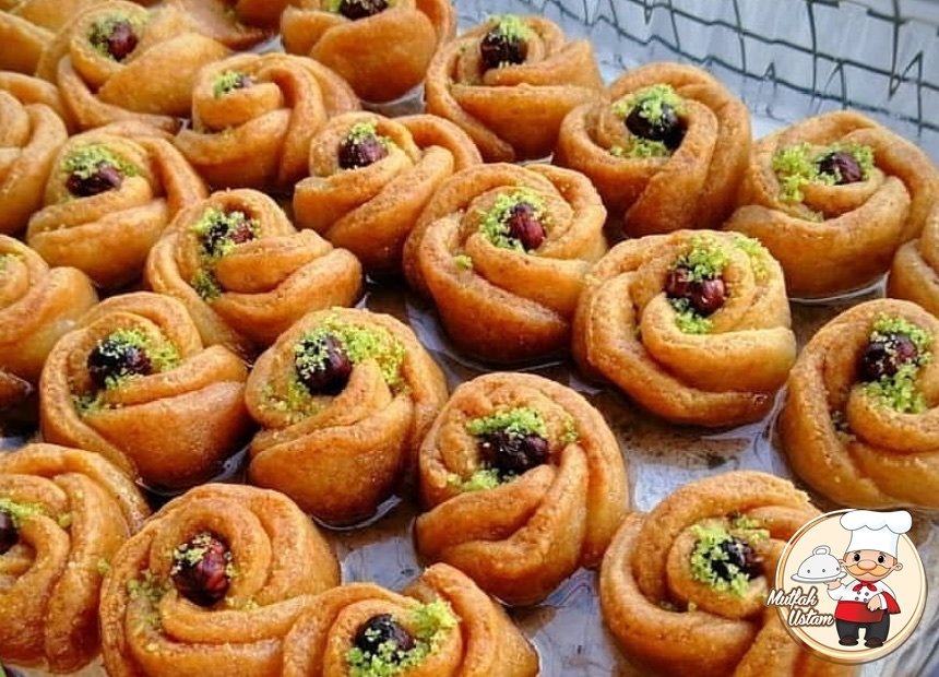 Gül Tatlısı